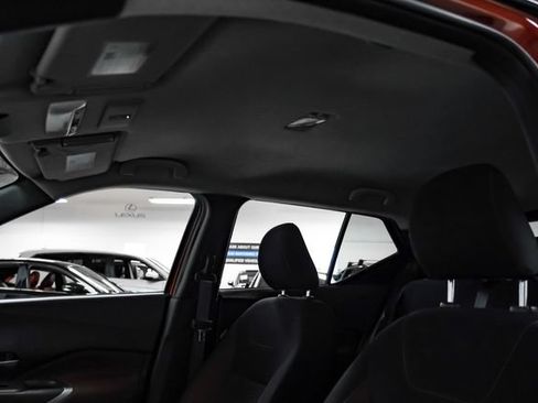 Used 2024 Nissan Kicks SR FWD image 29