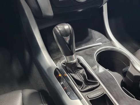Used 2020 Acura TLX FWD image 22