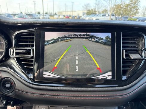 Used 2023 Dodge Durango GT image 32