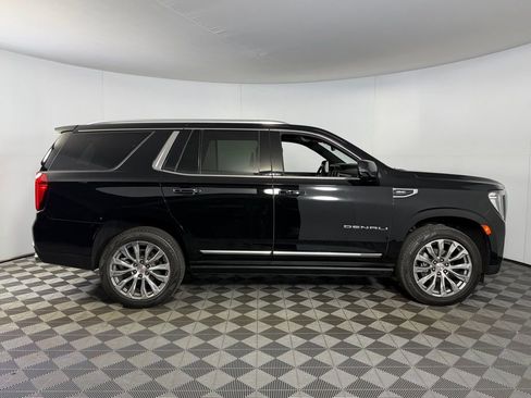 Used 2021 GMC Yukon Denali w/ Denali Ultimate Package image 4