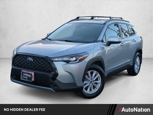Certified 2022 Toyota Corolla Cross LE w/ Moonroof Package AWD/4WD image 1