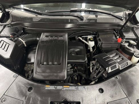 Used 2017 Chevrolet Equinox LT w/ Convenience Package image 9