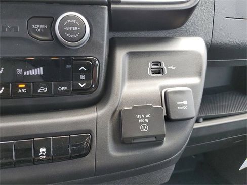 New 2024 RAM ProMaster 3500 w/ Quick Order Package 22G SLT image 29