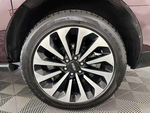 Used 2024 Lincoln Navigator L Reserve AWD/4WD image 14