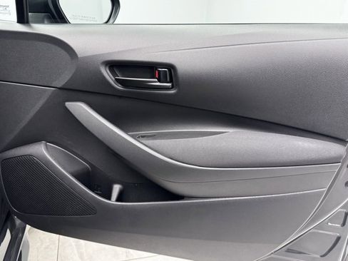 Used 2024 Toyota Corolla LE image 31