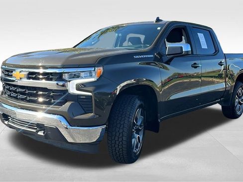 Used 2023 Chevrolet Silverado 1500 LT image 6