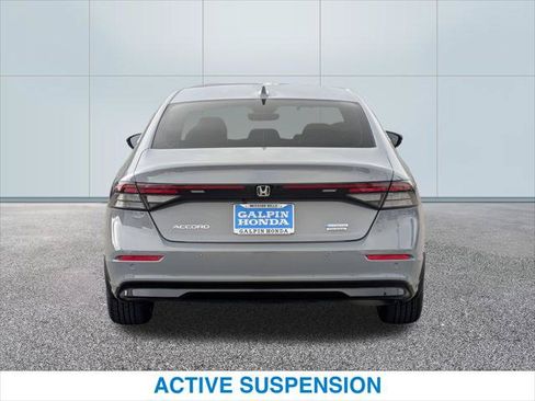 Used 2023 Honda Accord Touring image 8