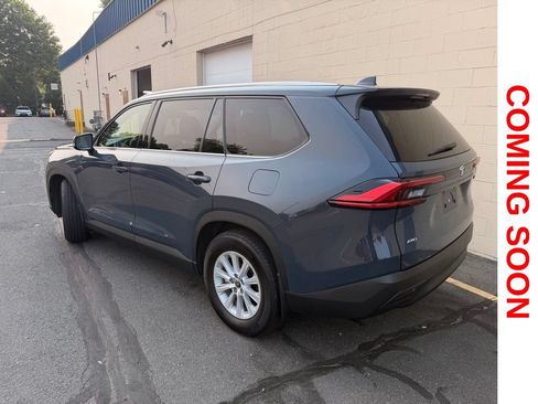 Used 2024 Toyota Grand Highlander AWD image 7