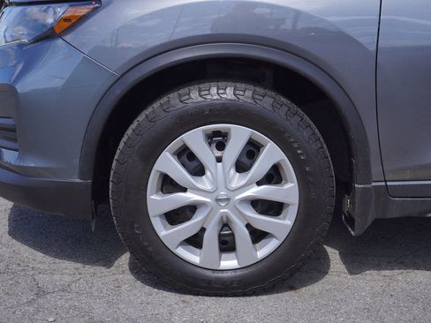 Used 2020 Nissan Rogue S AWD/4WD image 10