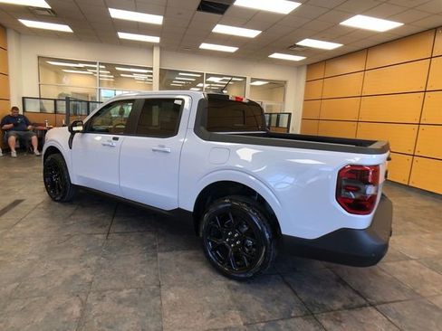New 2025 Ford Maverick Lariat w/ Black Appearance Package image 5