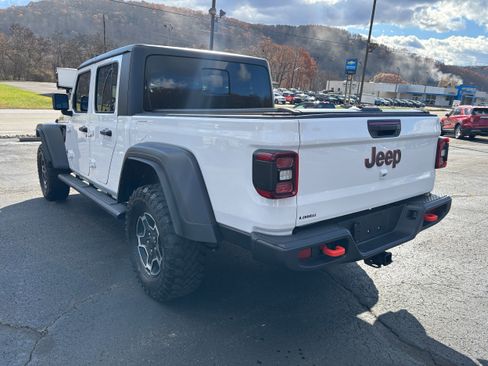Used 2023 Jeep Gladiator Mojave w/ LED Lighting Group image 4
