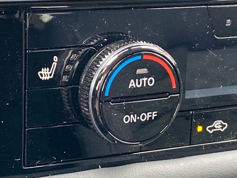 New 2026 Nissan Pathfinder SV image 21