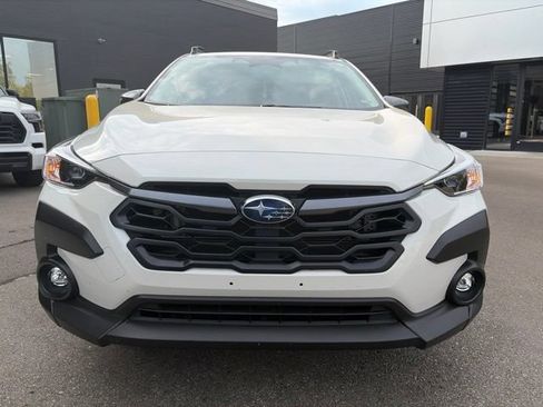 Used 2024 Subaru Crosstrek 2.0i Premium AWD/4WD image 5