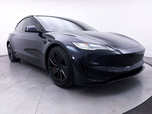 Used 2024 Tesla Model 3 Performance AWD/4WD image 9
