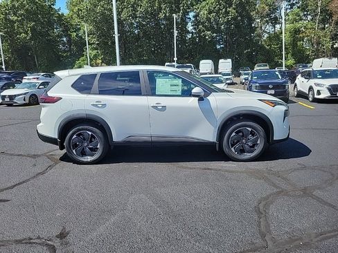 New 2026 Nissan Rogue SV w/ Cold Weather Package AWD/4WD image 5