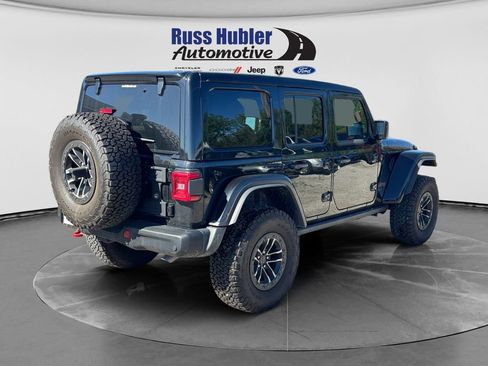 Used 2024 Jeep Wrangler Unlimited Rubicon AWD/4WD image 7