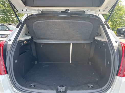 Used 2019 Buick Encore Essence w/ Experience Buick Package FWD image 5