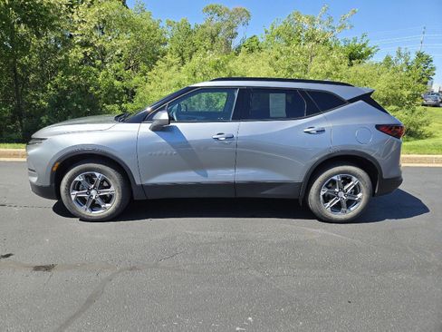 Used 2024 Chevrolet Blazer LT w/ Convenience Package AWD/4WD image 5