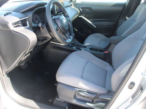 Used 2024 Toyota Corolla Cross AWD Hybrid image 11
