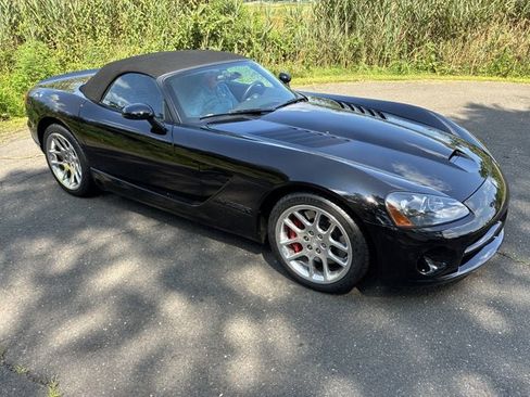 Used 2004 Dodge Viper SRT-10 image 42
