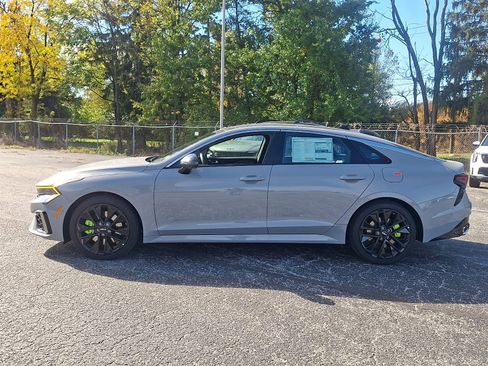 New 2026 Kia K5 GT image 5