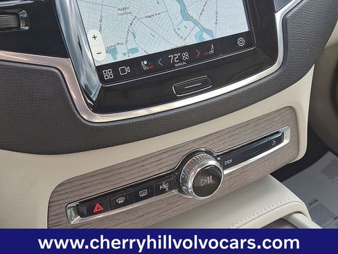 Certified 2023 Volvo XC90 B6 Plus image 17