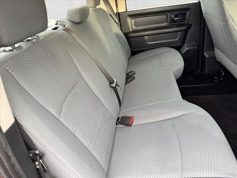 Used 2014 RAM 1500 Express image 17