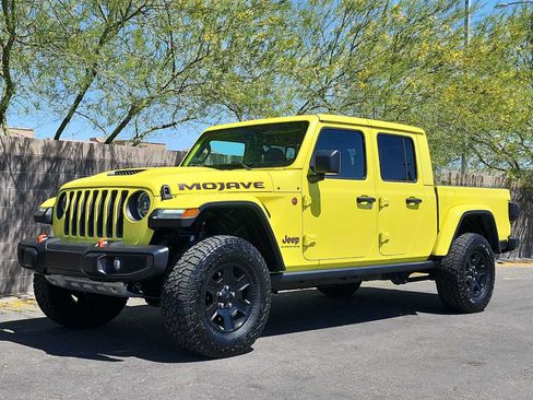 Used 2023 Jeep Gladiator Mojave w/ LED Lighting Group AWD/4WD image 5