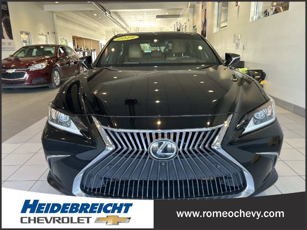 Used 2019 Lexus ES 350 w/ Accessory Package 2 FWD image 39