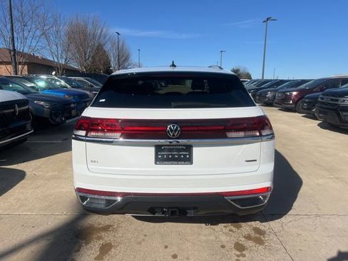 New 2026 Volkswagen Atlas Cross Sport SEL AWD/4WD image 5