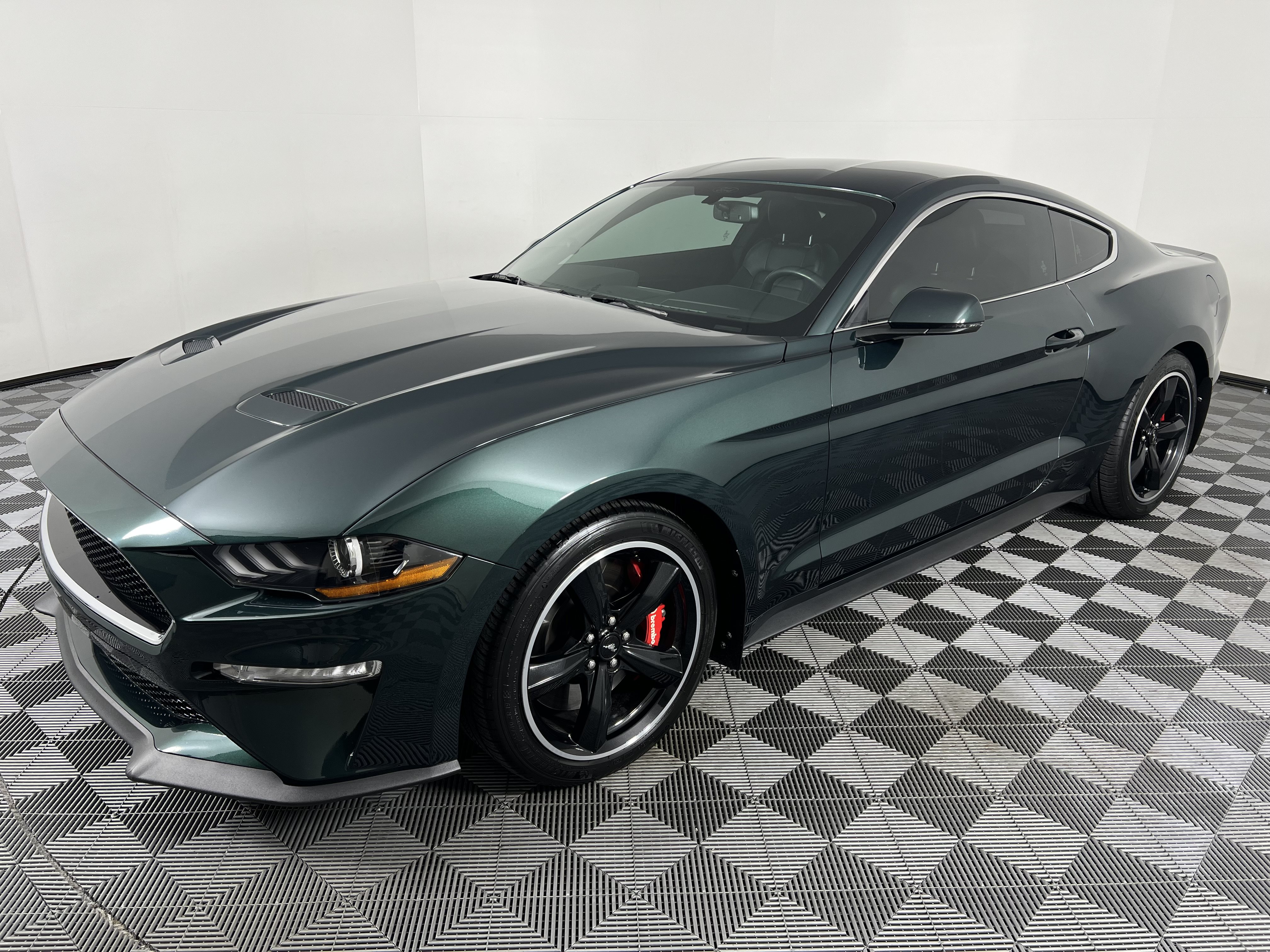 Used 2019 Ford Mustang Bullitt w/ Bullitt Electronics Package RWD image 8