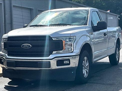 Used 2019 Ford F150 XL w/ Equipment Group 101A Mid RWD image 2