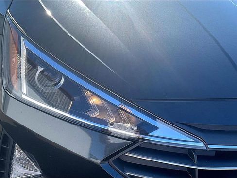 Used 2020 Hyundai Elantra SEL w/ Cargo Package (C1) image 25