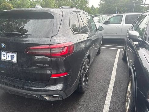Used 2022 BMW X5 xDrive40i w/ M Sport Package AWD/4WD image 9