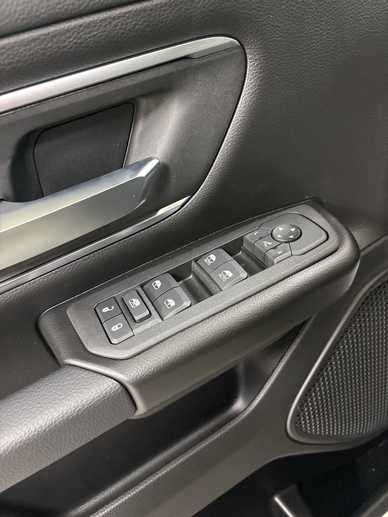New 2026 RAM 1500 Big Horn AWD/4WD image 19