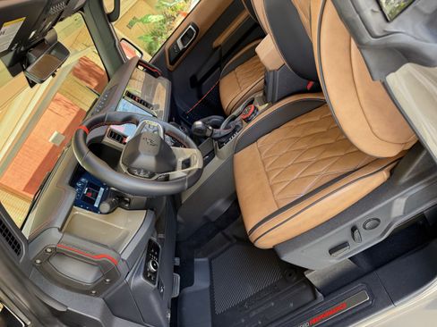 Used 2026 Ford Bronco Raptor AWD/4WD image 16