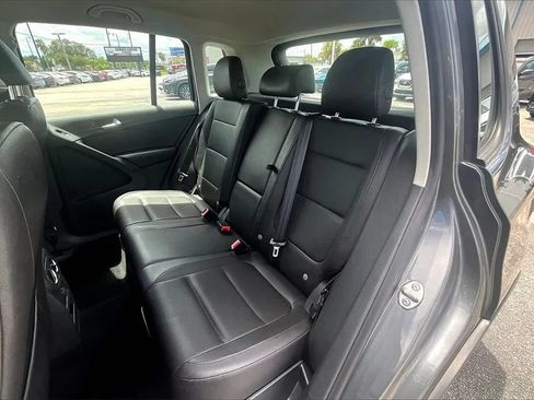 Used 2017 Volkswagen Tiguan S FWD image 25