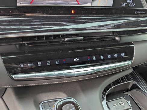 Certified 2021 Cadillac Escalade Sport w/ Driver Assist Tech Package image 27