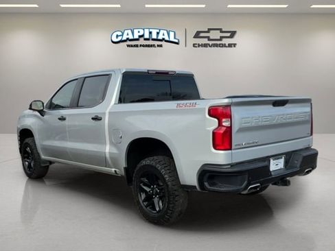 Used 2020 Chevrolet Silverado 1500 LT Trail Boss image 3