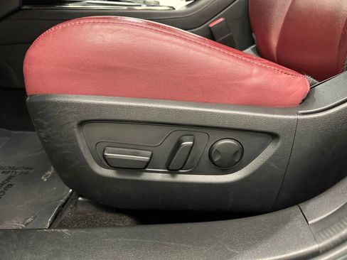 Used 2024 MAZDA CX-30 AWD 2.5 S w/ Preferred Package image 10