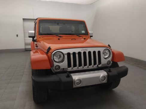 Used 2015 Jeep Wrangler Unlimited Sahara w/ Mopar Chrome Edition Group AWD/4WD image 14