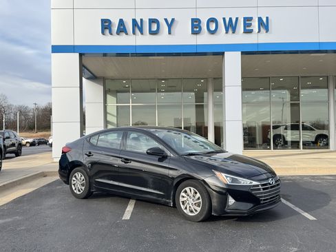 Used 2019 Hyundai Elantra SE w/ Cargo Package image 2