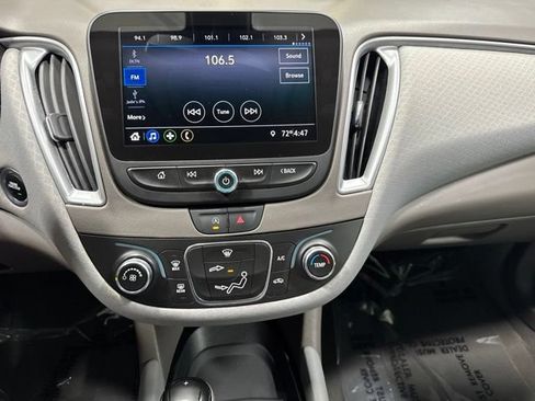 Used 2020 Chevrolet Malibu LS FWD image 16