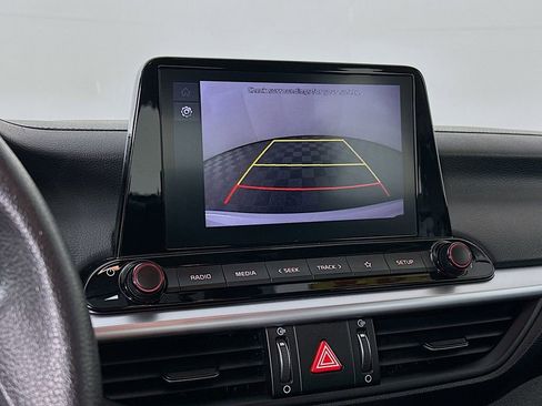 Used 2023 Kia Forte LXS image 18