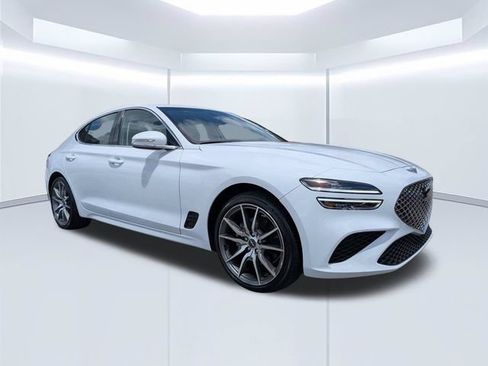 Used 2023 Genesis G70 2.0T AWD/4WD image 2