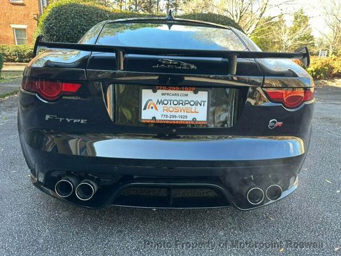 Used 2019 Jaguar F-TYPE SVR image 12