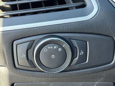 Used 2016 Ford Edge SEL w/ Canadian Touring Package image 19