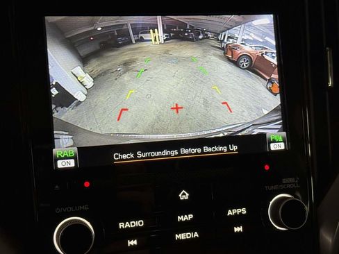 Used 2022 Subaru Ascent Touring AWD/4WD image 7
