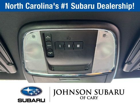 Used 2023 Dodge Charger Scat Pack w/ Navigation & Travel Group RWD image 18