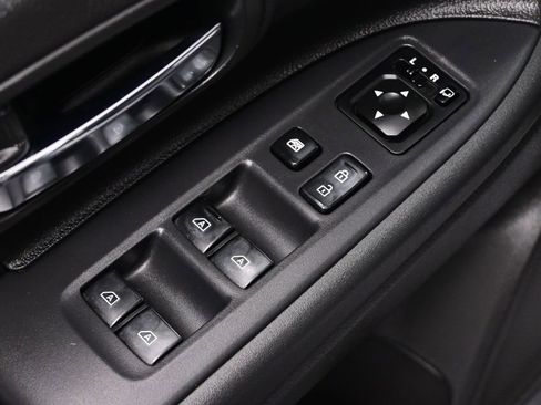 Used 2019 Mitsubishi Outlander SEL image 14